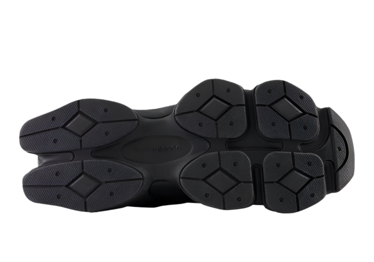 New Balance 9060 “Triple Black”